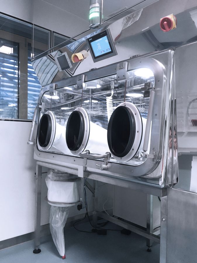 TIMOTEC s.r.o. - Isolator technology for working with hazardous materials