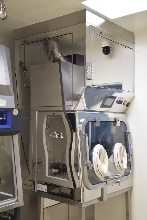 TIMOTEC s.r.o. - Isolator for Aseptic Works